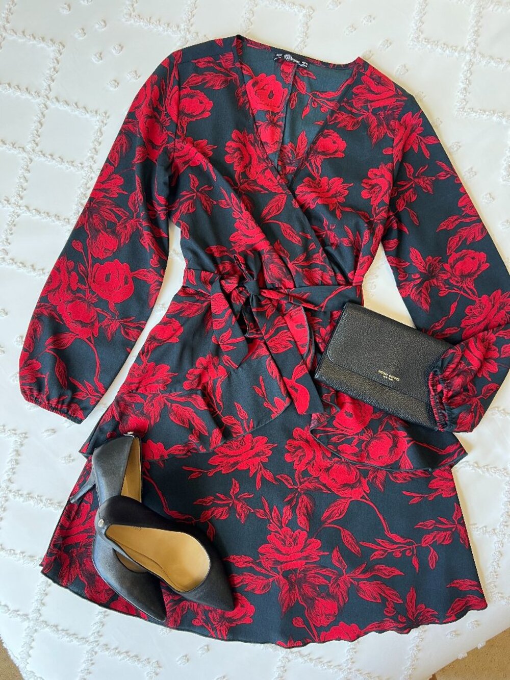 Uguest Black-Red Floral Wrap Design Mini Dress Long Sleeve V-Neck Tie Waist MED